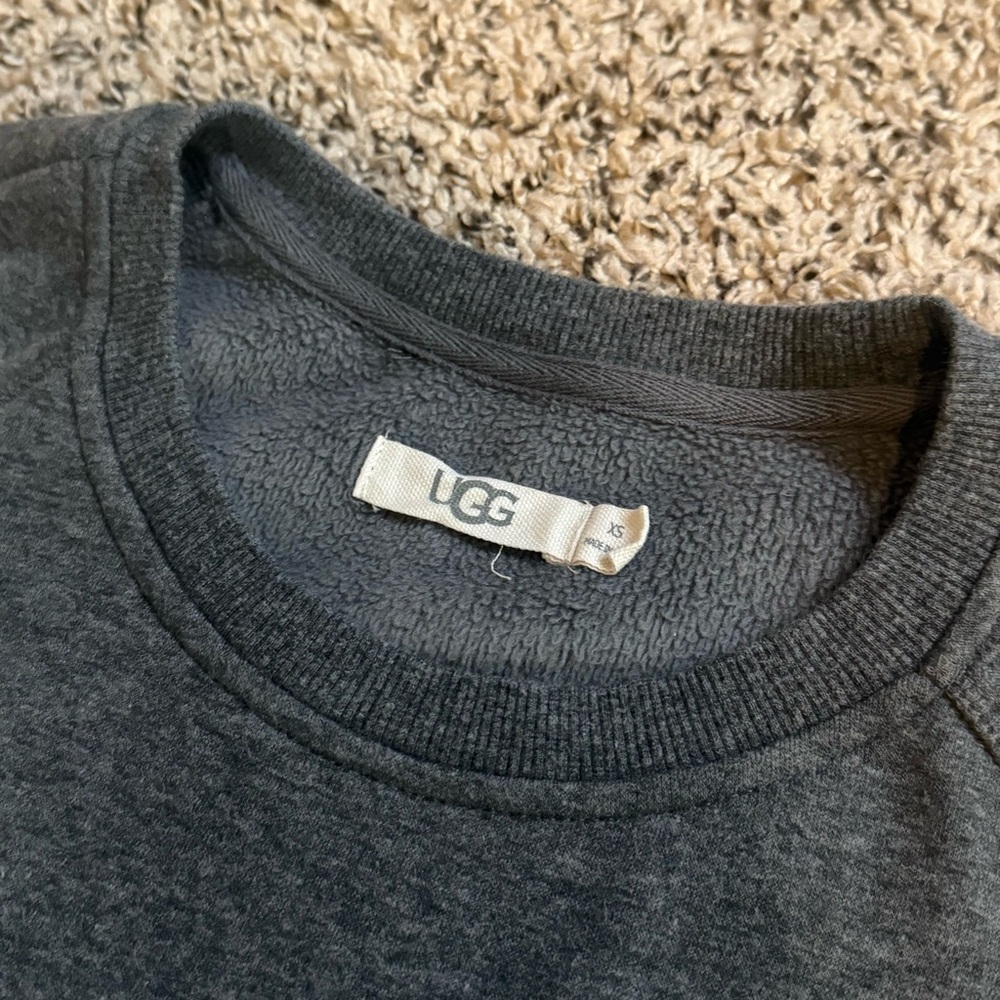 Ugg Gray Pullover Hallidie Super Soft Loungewear Sweater with Pocket Front XS - Picture 7 of 13